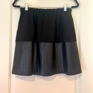 Vince leather skirt - size small